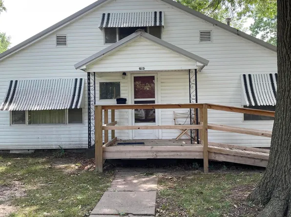 812 N St NW, Miami, OK 74354