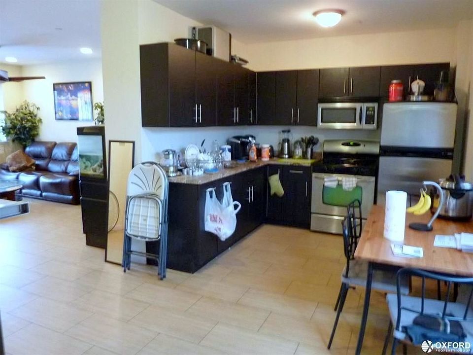 1st image of 379 Lefferts Ave #8