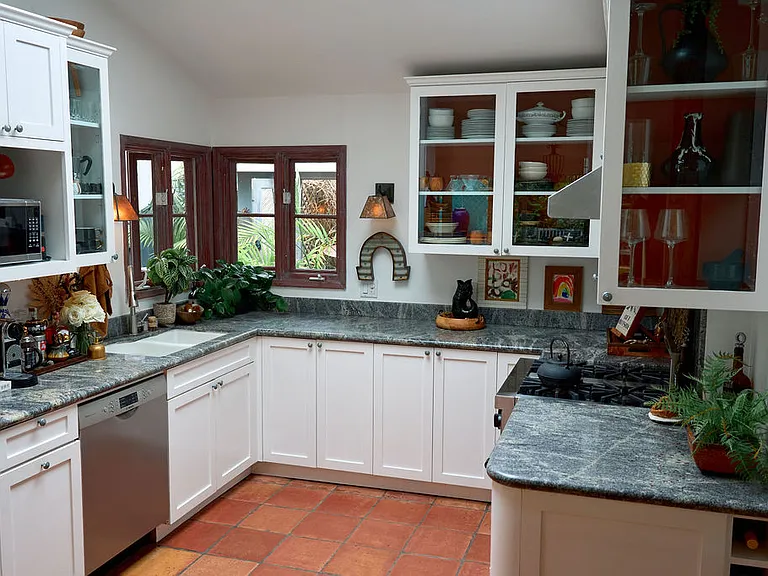 6328 Frondosa Dr — Photo 40