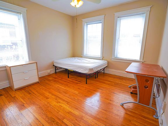 3rd image of 760 Syracuse Ave Floor 3