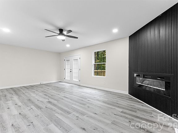 5th image of 8608 Willhill Rd