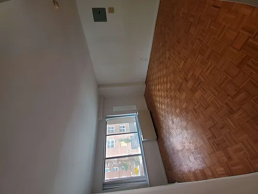 Rented by Bahar Management | media 8