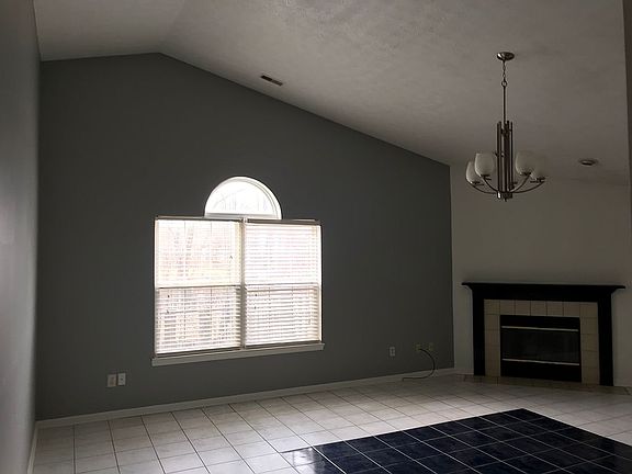 5th image of 6328 Lott Dr