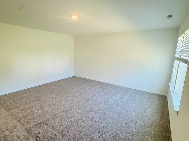 1026 Mourning Cloak Dr — Photo 23