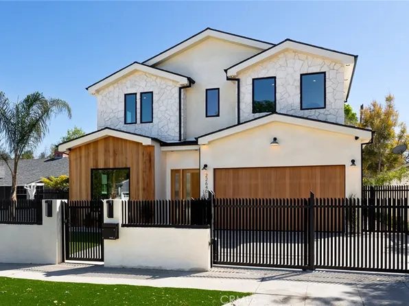 22640 Clarendon St, Woodland Hills, CA 91367