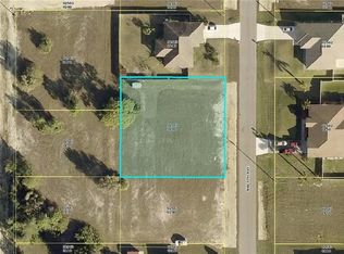 702 NW 7th Ave, Cape Coral, FL 33993