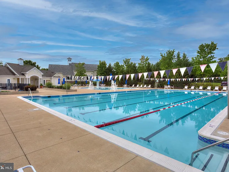 23575 Hopewell Manor Ter — Photo 45