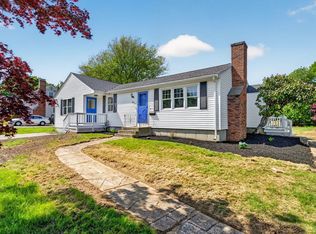 61 Stevens Rd, Swansea, MA 02777