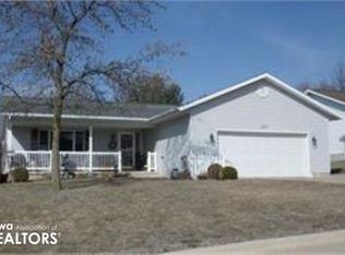 1515 S Spruce Ave, Mount Pleasant, IA 52641