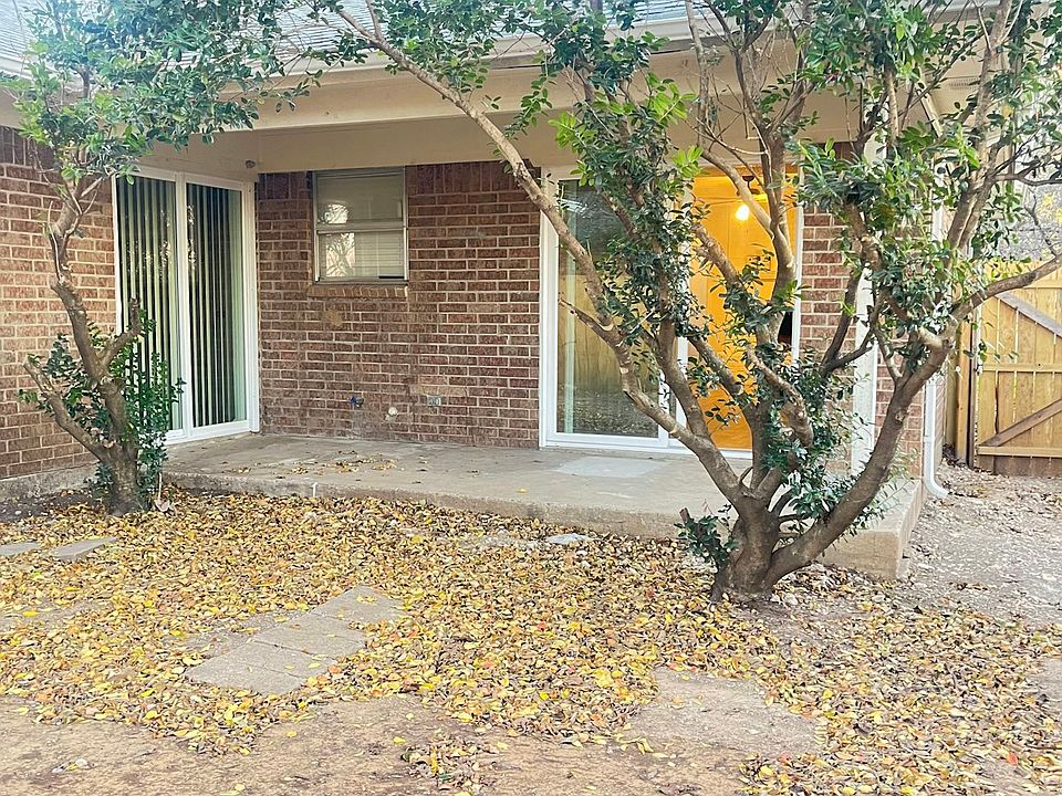 1st image of 6862 S Creek Dr