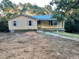 401 Dotson St, Huntsville, AR 72740