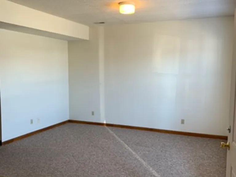 418 McGoodwin Ave — Photo 3
