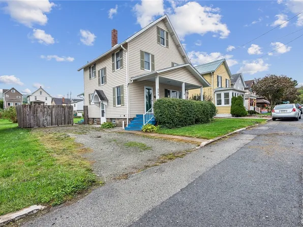 249 W Owens Ave, Derry, PA 15627