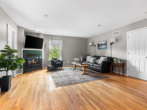 4th image of 2800 Fister Place Blvd