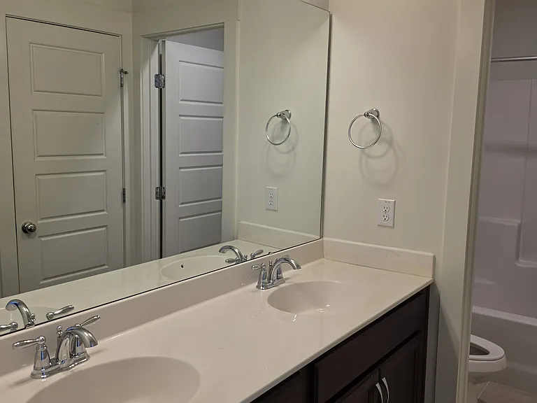 6260 Taylor Rd — Photo 11