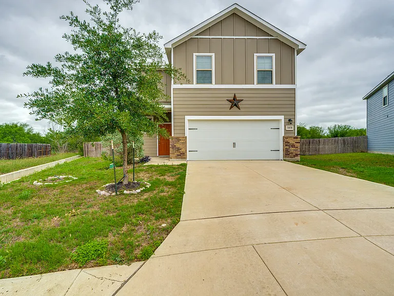 11038 Airmen Dr — Photo 18