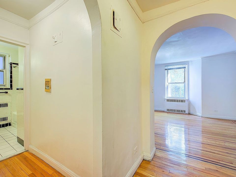 1st image of 69-09 108th St APT 109