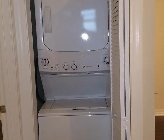 1637 N Karlov Ave #BASEMENT — Photo 9