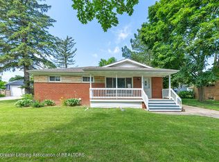 3033 Andrea Dr, Lansing, MI 48906