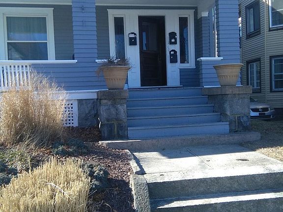 4th image of 47 Montauk Ave #1