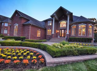 52757 Florence Dr, Shelby Township, MI 48315