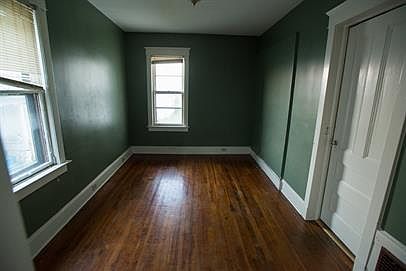 4th image of 20 Sturges St Floor 1