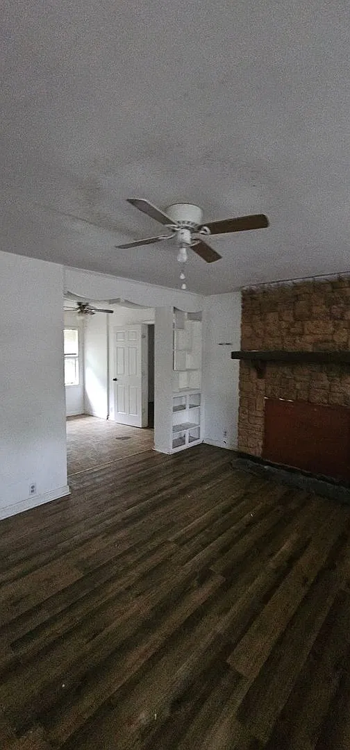 I'm quite spacious inside — Photo 2