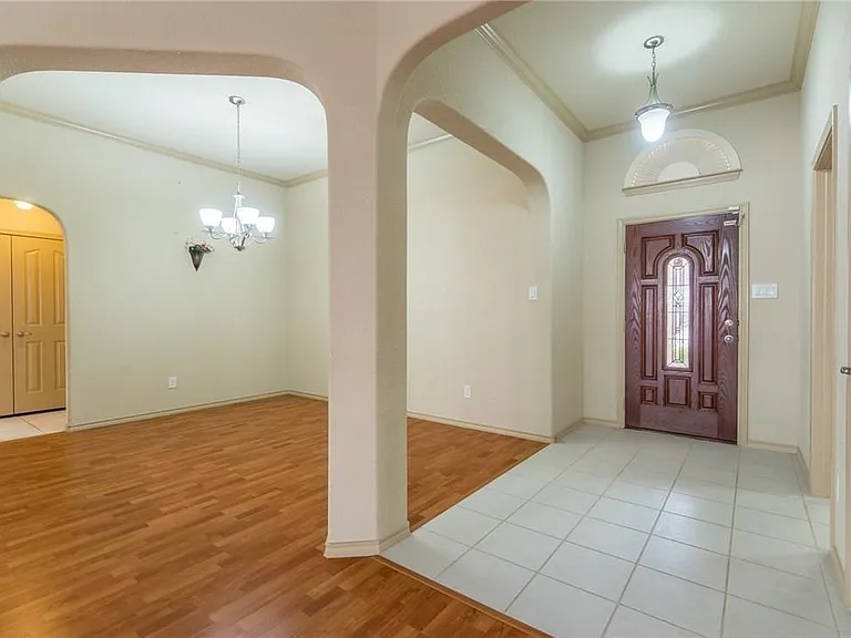 3003 Belmont Ct — Photo 6
