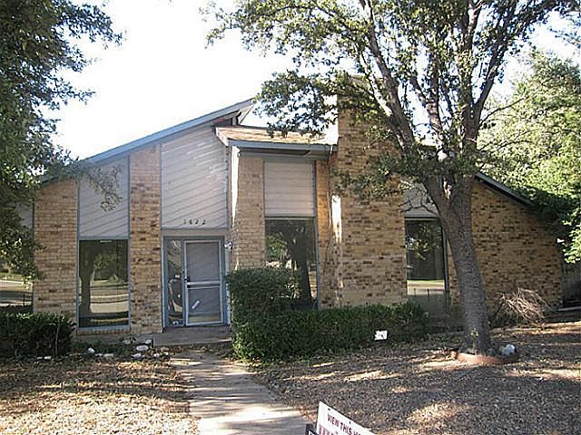 1st image of 1622 Walker Dr