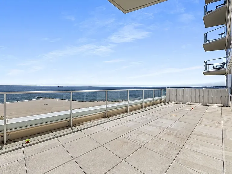 1 Ocean Dr #W7L — Photo 5