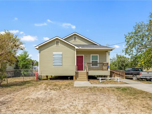 1105 Kansas St, Robstown, TX 78380