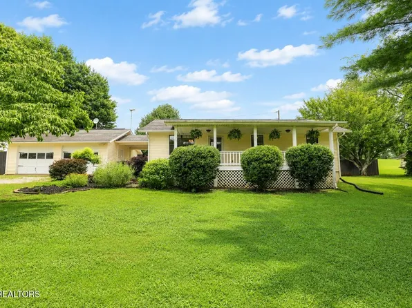 1000 E Highway 25 #70, Dandridge, TN 37725