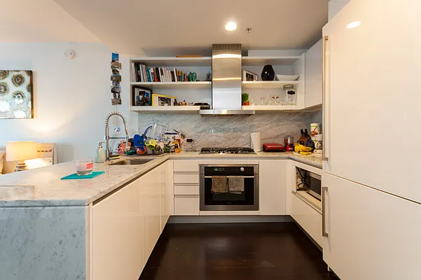 Sold by Keller Williams City Life Realty | media 5