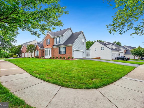 2nd image of 17813 Cricket Hill Dr