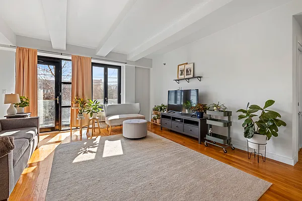 Rented by Keller Williams Points North | media 33