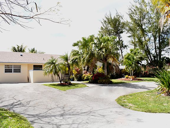 2nd image of 18002 SW 87th Pl