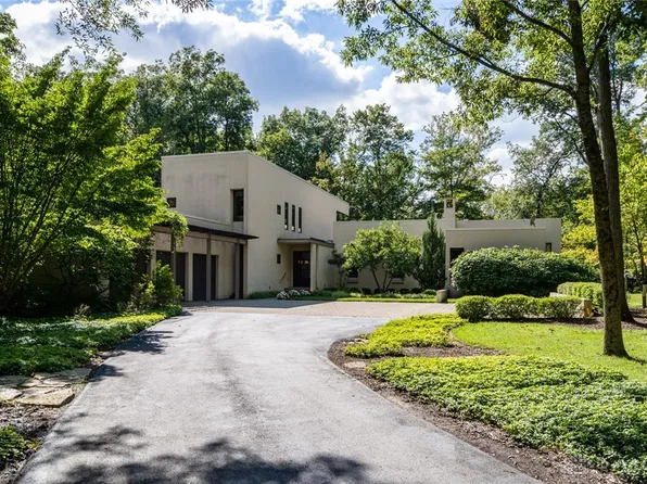 9935 Lakewood Ln, Cincinnati, OH 45242