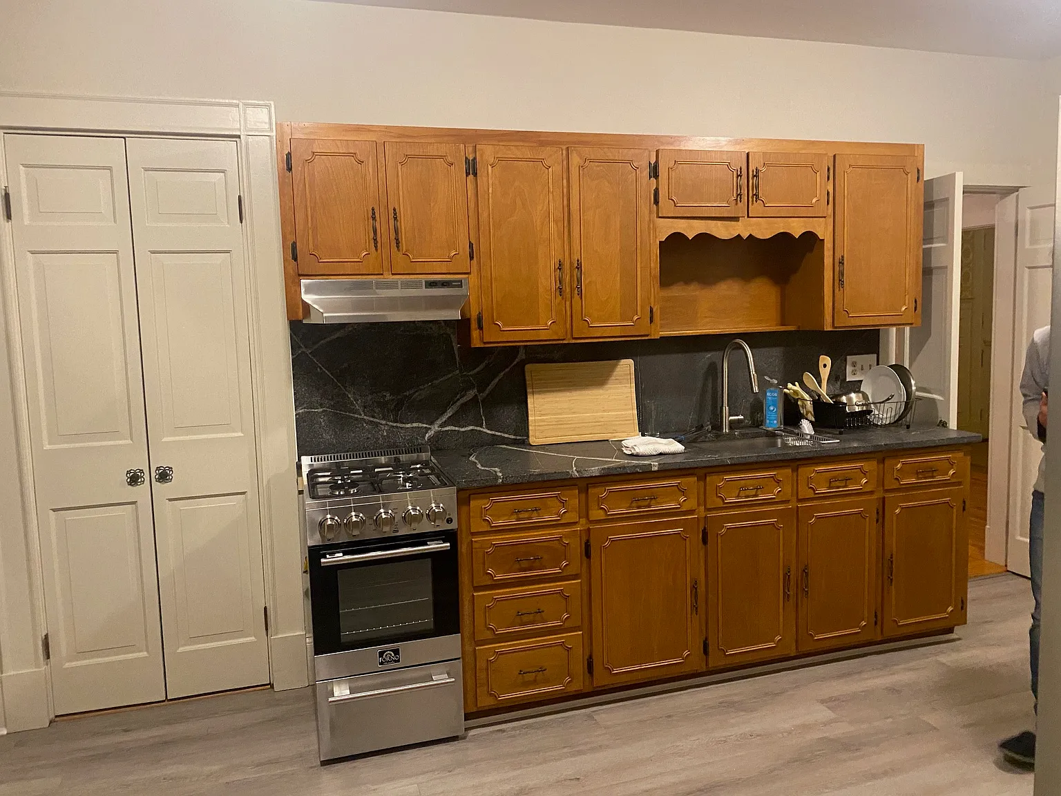 1 bed, 800 sqft, $1,600 — Photo 4