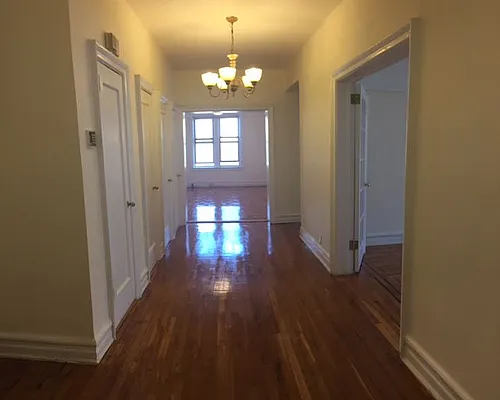 Rented by Smart NY Realty LLC | media 2