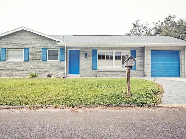 302 N Lauber Way, Tampa, FL 33609