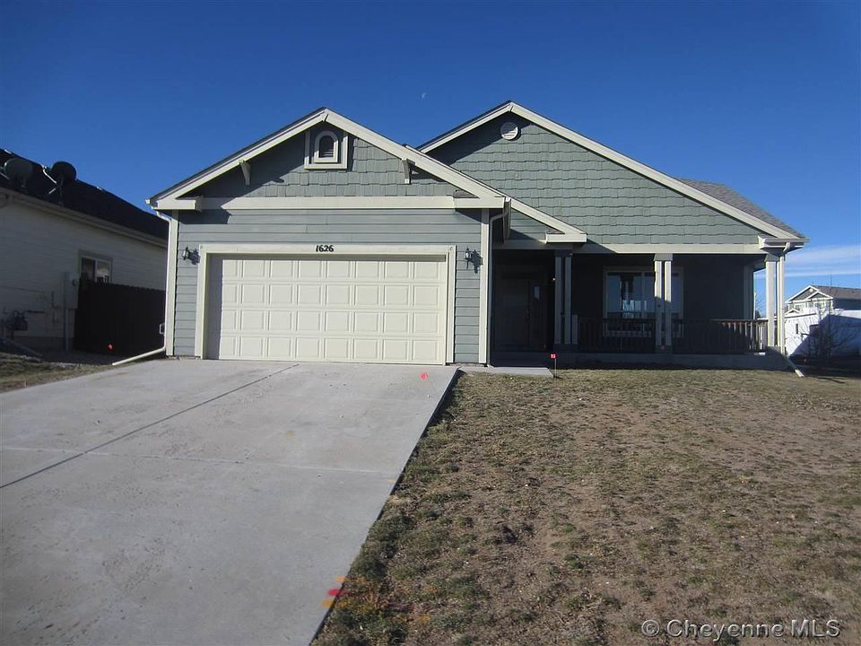 1st image of 1626 Sunny Hill Dr