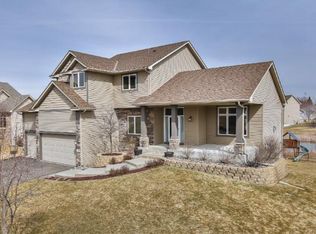 6560 Pheasant Hills Dr, Lino Lakes, MN 55038