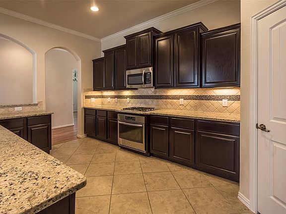 4th image of 21102 Magnolia Hollow Ln