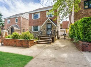 51-35 65th Pl, Woodside, NY 11377