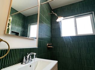 216 Rosemont Ave, Los Angeles, CA 90026