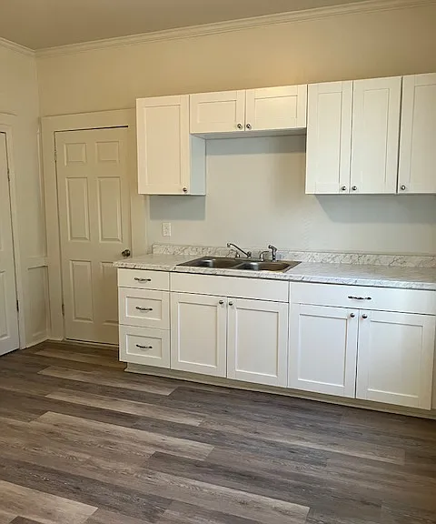 915 W Macqueen Ave — Photo 6