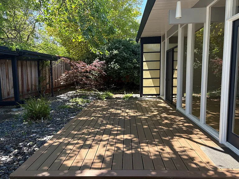 14 Roosevelt Cir — Photo 17