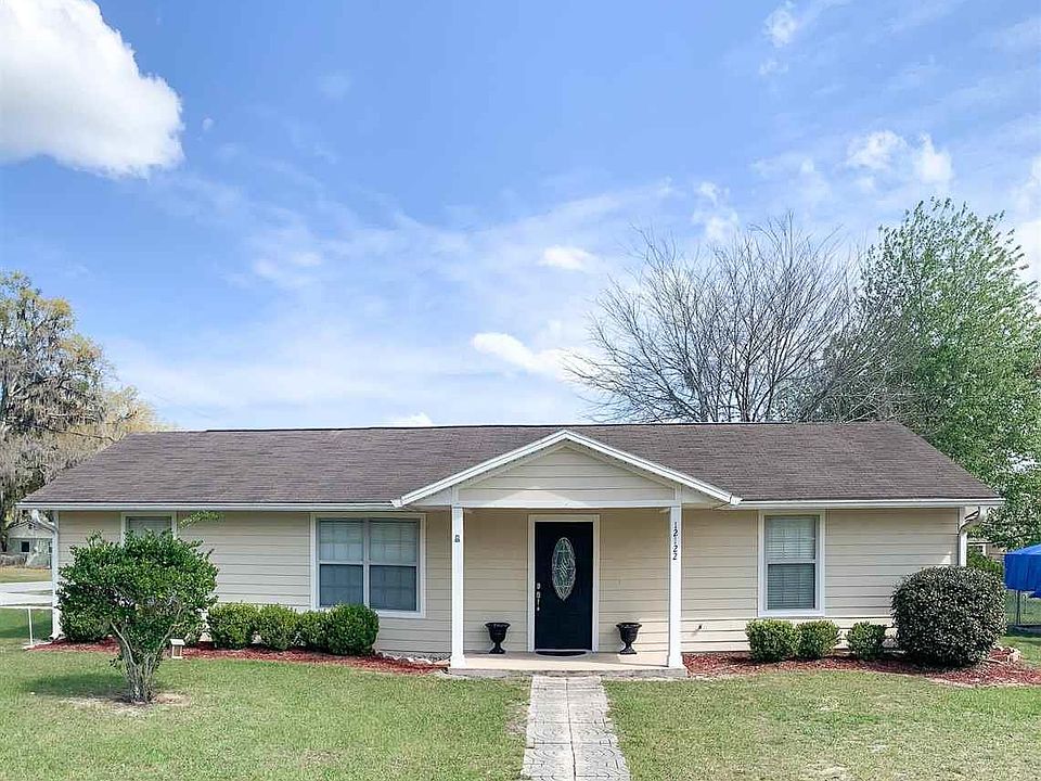 1st image of 12122 Cedar Dr