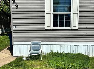 1805 Meadowbrooke, Kalamazoo, MI 49008