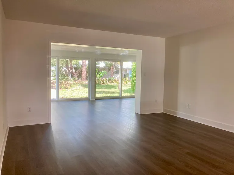 11499 W Bayshore Dr — Photo 15